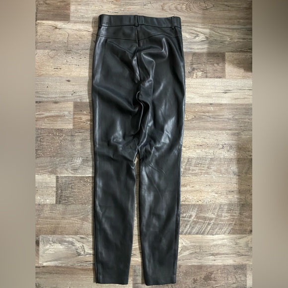 Zara Pants Womens Small Black Faux Leather Skinny Ankle Zip - Picture 5 of 6